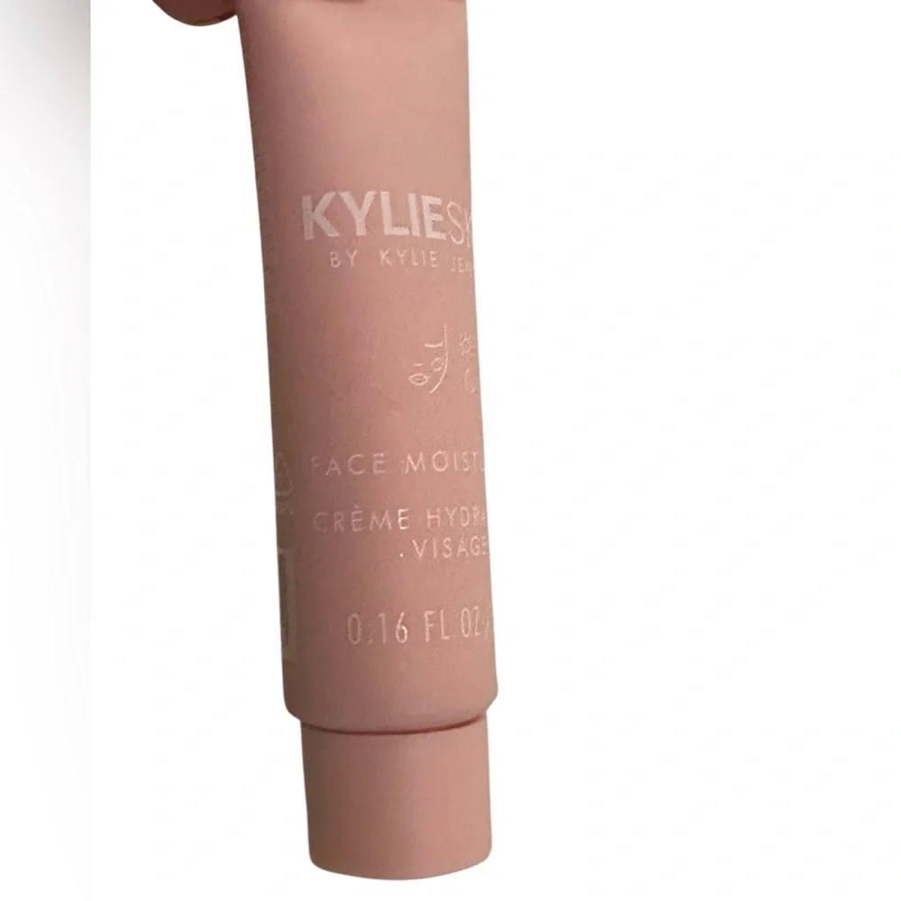 Kylie Skin by Kylie Jenner Face Moisturizer‎ Hydratant Bundle of (2) TWO